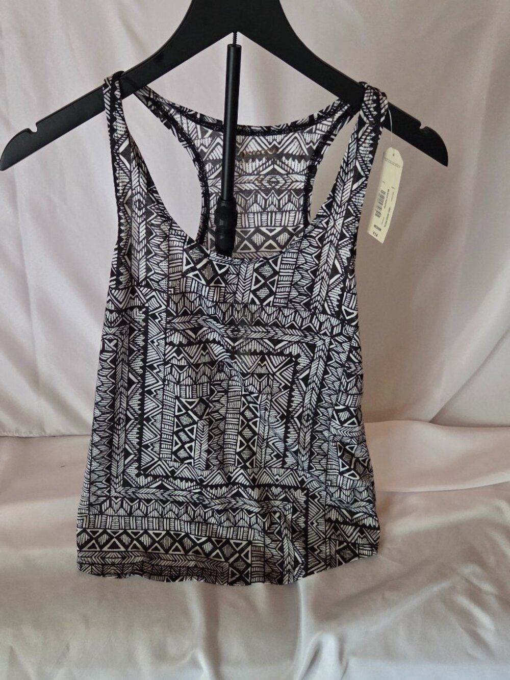 Arizona Jean Co. Racerback Tank Top | Size Medium | NWT